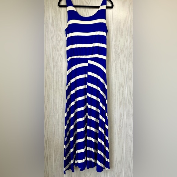 Renee C Royal Blue and Cream  Striped Maxi Dress Size Large EUC - Picture 4 of 4